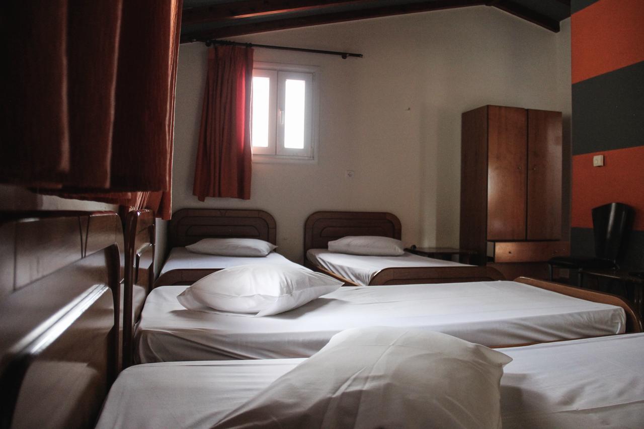 Guesthouse Vrenthi Karítaina Esterno foto