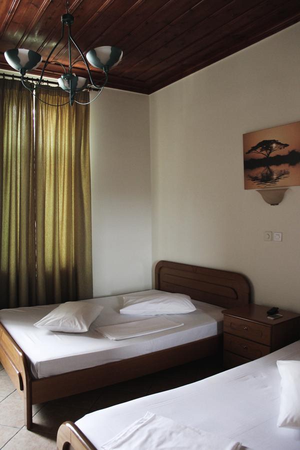 Guesthouse Vrenthi Karítaina Esterno foto
